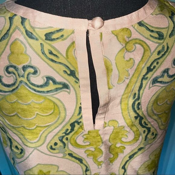 J. CREW SLEEVELESS silk top champagne, chartreuse, yellow pattern  size 0 - Picture 4 of 6